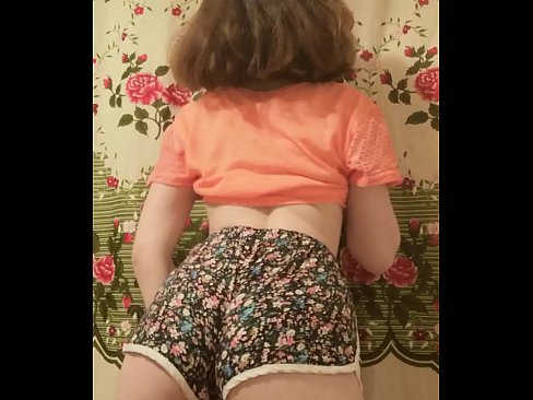 ❤️ Leanabh òg sexy a ’toirt dheth na shorts aice air a’ chamara ❤️❌  Pornografach  aig gd.xxxbunker.ru ❤
